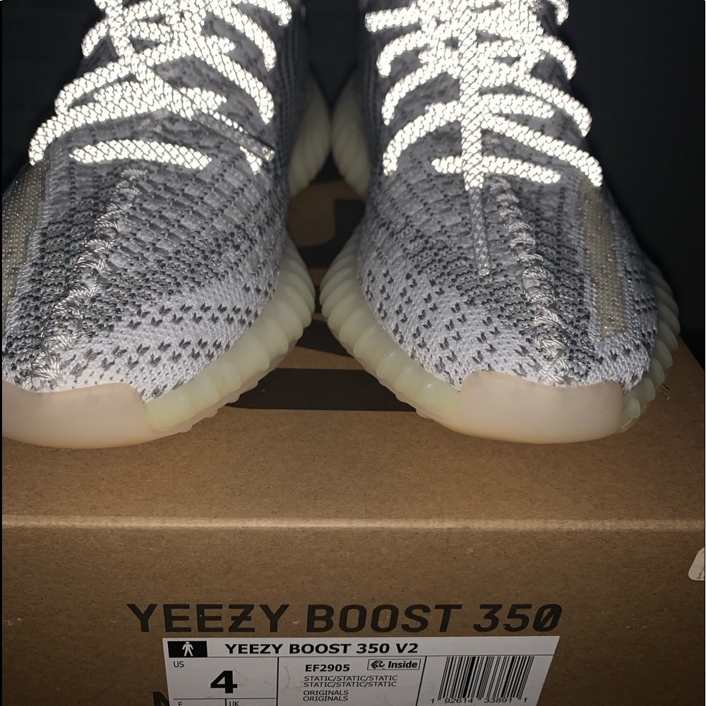 Yeezy Boost 350 static